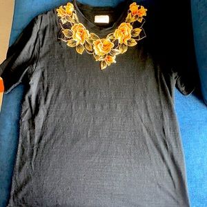 Oro Embroidered T-shirt